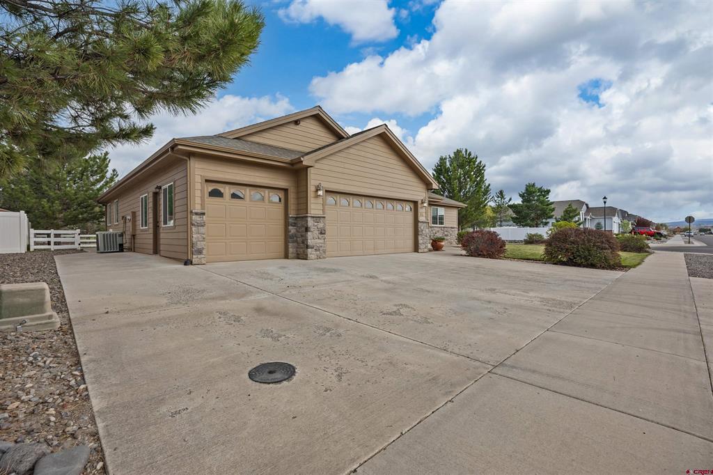 516 Howard Fork Montrose CO 81401