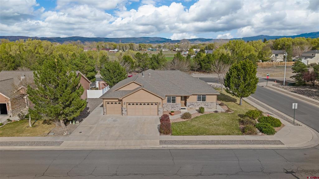 516 Howard Fork Montrose CO 81401