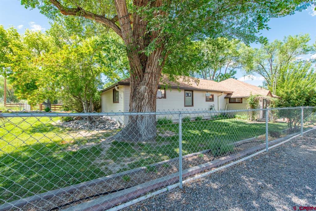 2133 6450 Road Montrose CO 81401