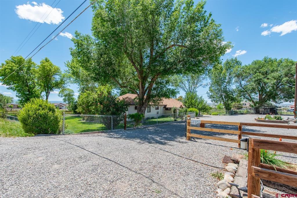 2133 6450 Road Montrose CO 81401