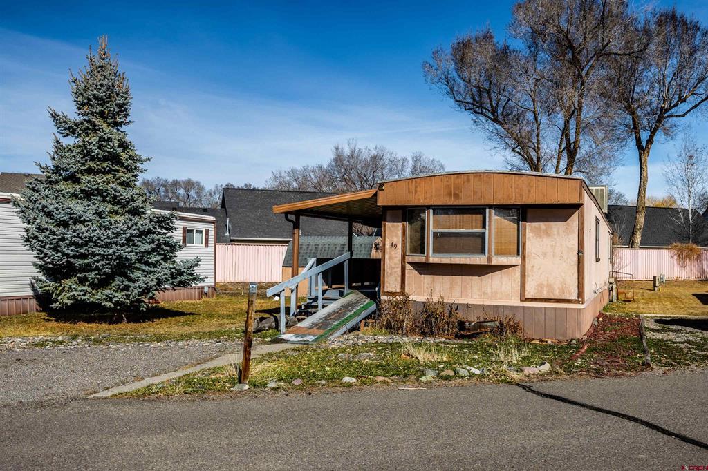 383 S Hillcrest Drive Montrose CO 81401