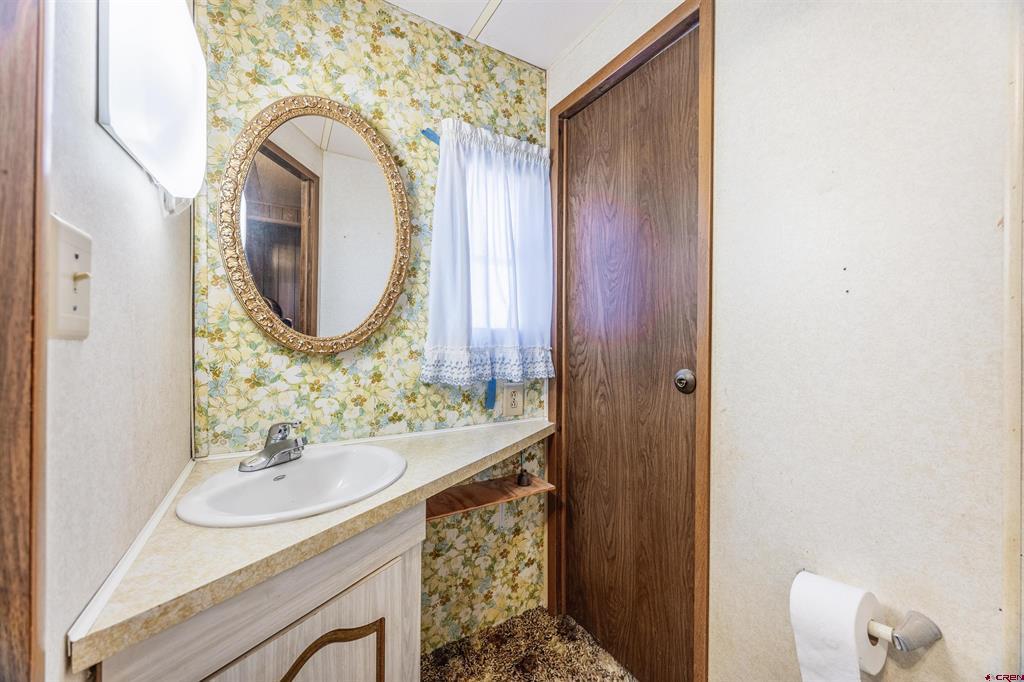 383 S Hillcrest Drive Montrose CO 81401