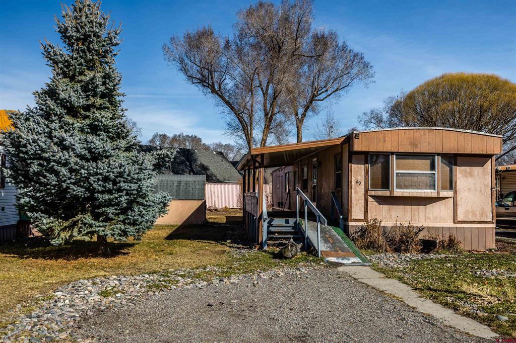 383 S Hillcrest Drive Montrose CO 81401