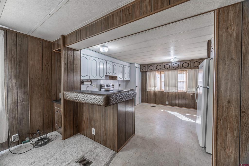 383 S Hillcrest Drive Montrose CO 81401