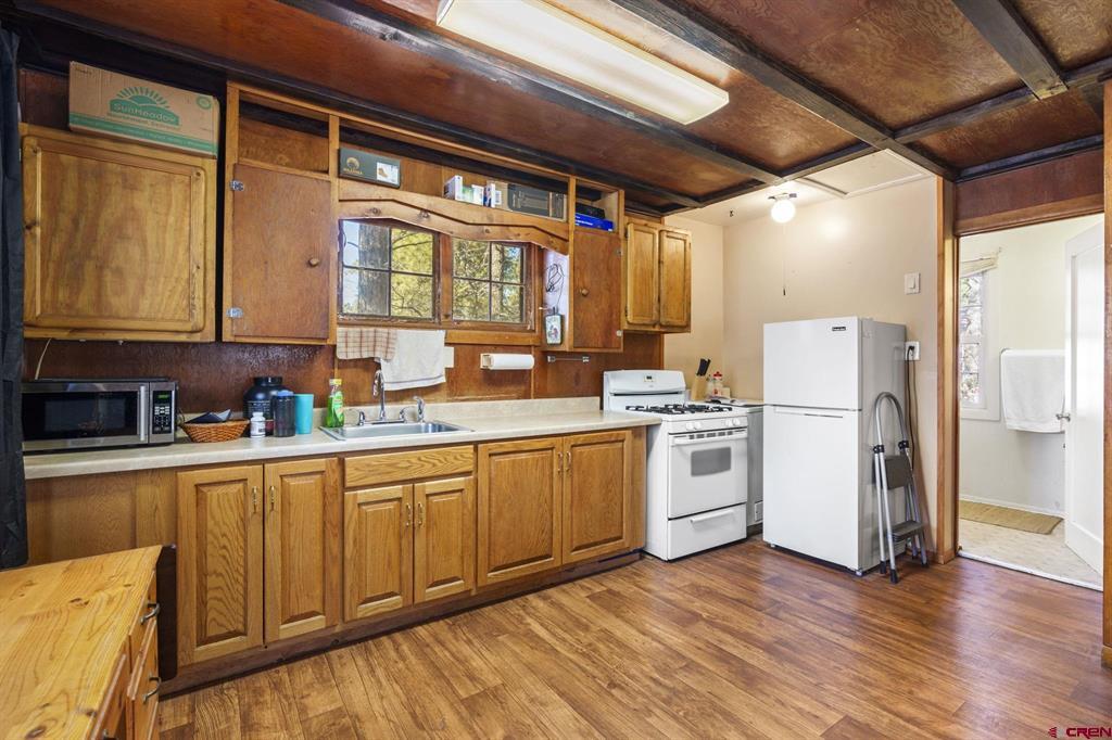 14068 Road 37 Mancos CO 81328