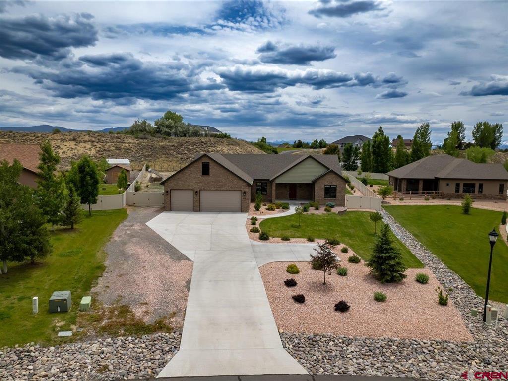 2017 Constitution Loop Montrose CO 81401