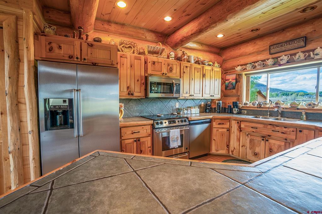 65 Chekwa Trail Gunnison CO 81230