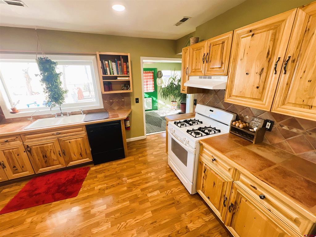 429 County Road 10 S Alamosa CO 81101