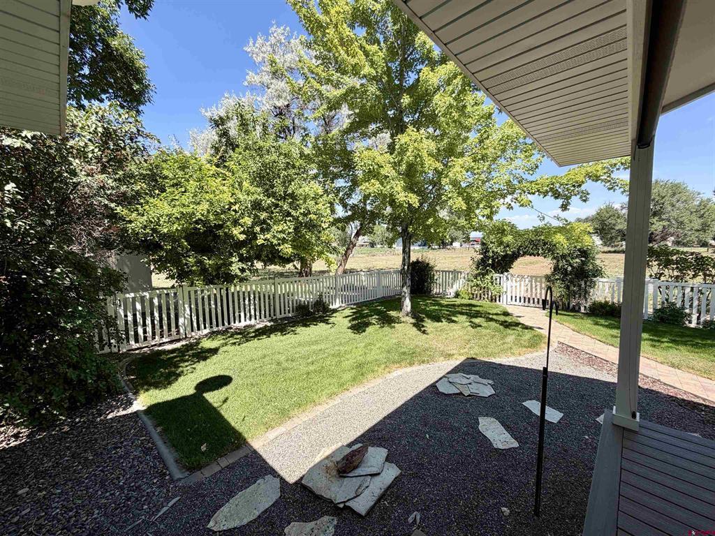 62971 Peach Road Montrose CO 81403