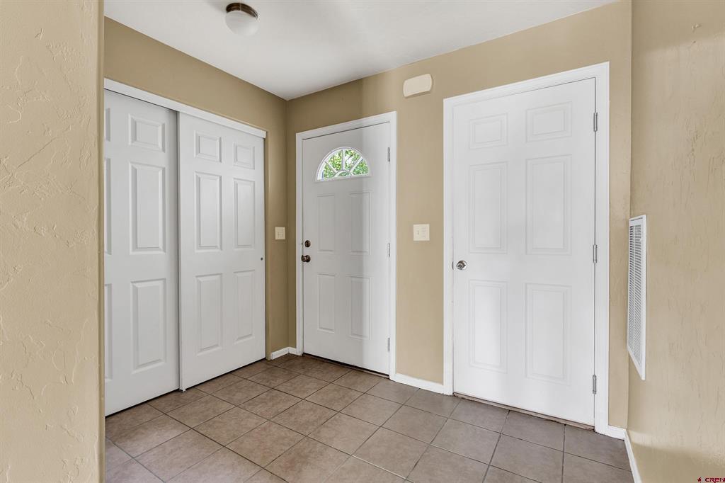 421 Indiangrass Loop Montrose CO 81403
