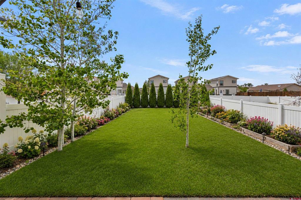 421 Indiangrass Loop Montrose CO 81403