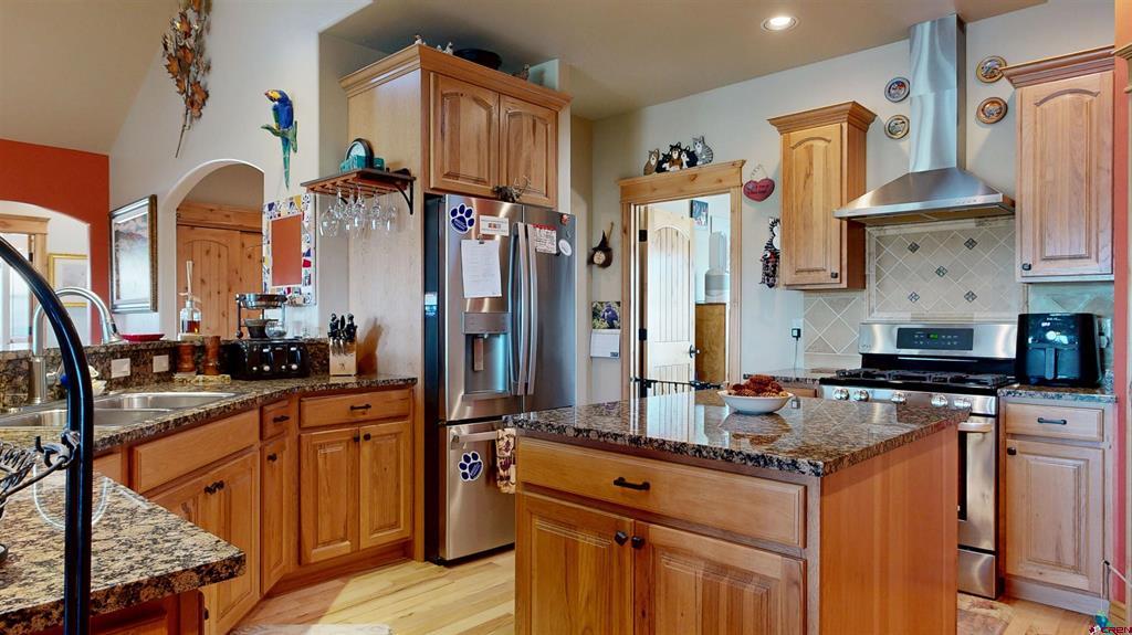 69072 Oak Grove Road Montrose CO 81401