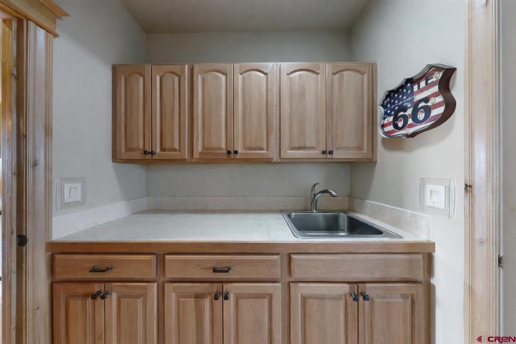 69072 Oak Grove Road Montrose CO 81401