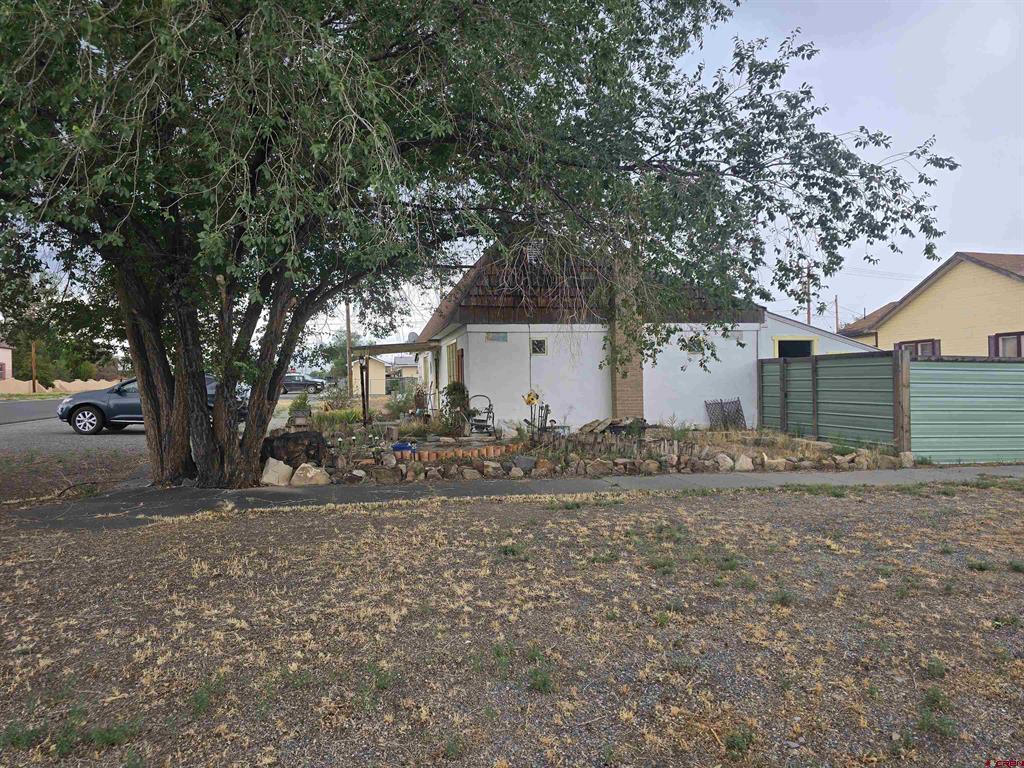747 N Ute Avenue Montrose CO 81401