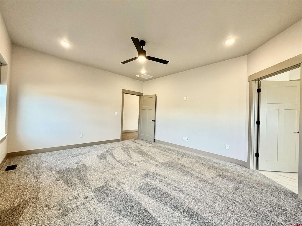 3305 Peregrine Loop Montrose CO 81401