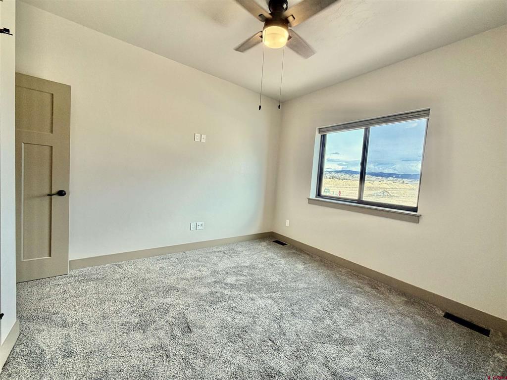 3305 Peregrine Loop Montrose CO 81401
