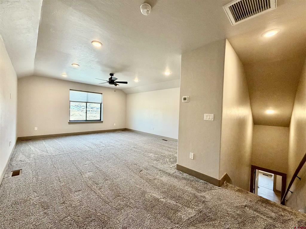 3305 Peregrine Loop Montrose CO 81401