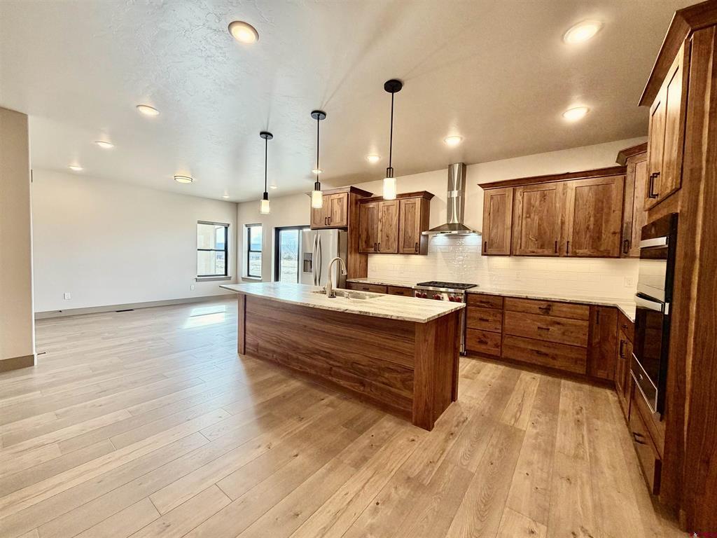 3305 Peregrine Loop Montrose CO 81401