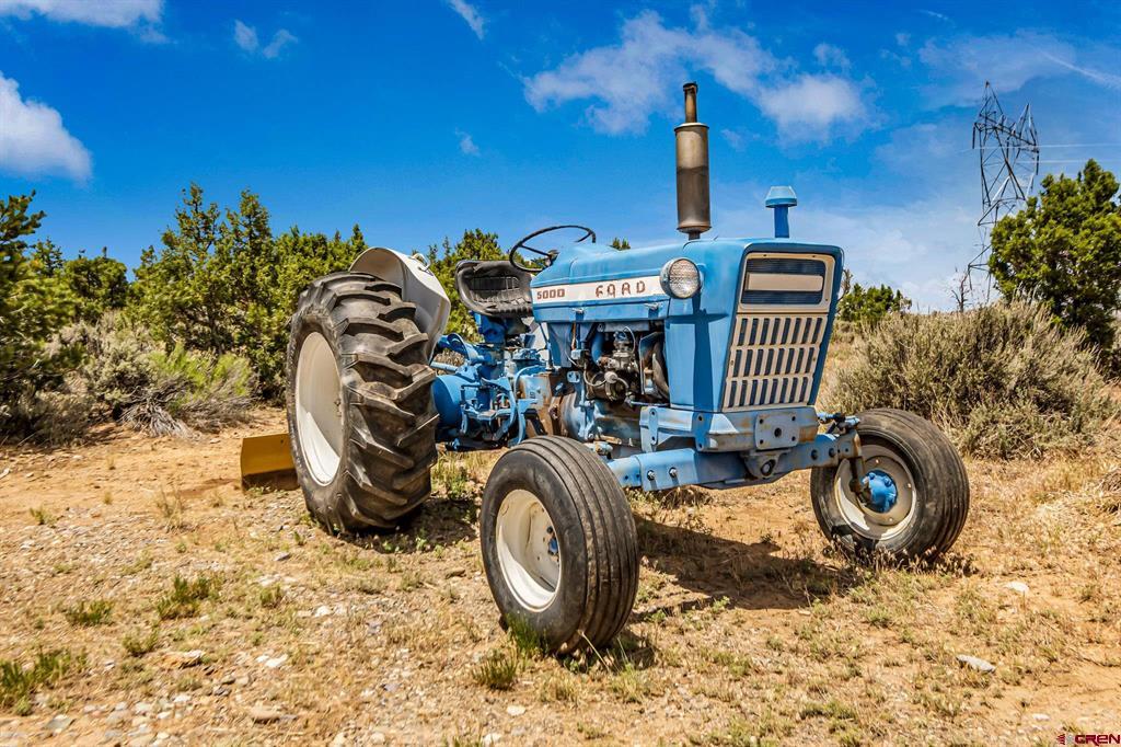 1917 County Road 22 Montrose CO 81403
