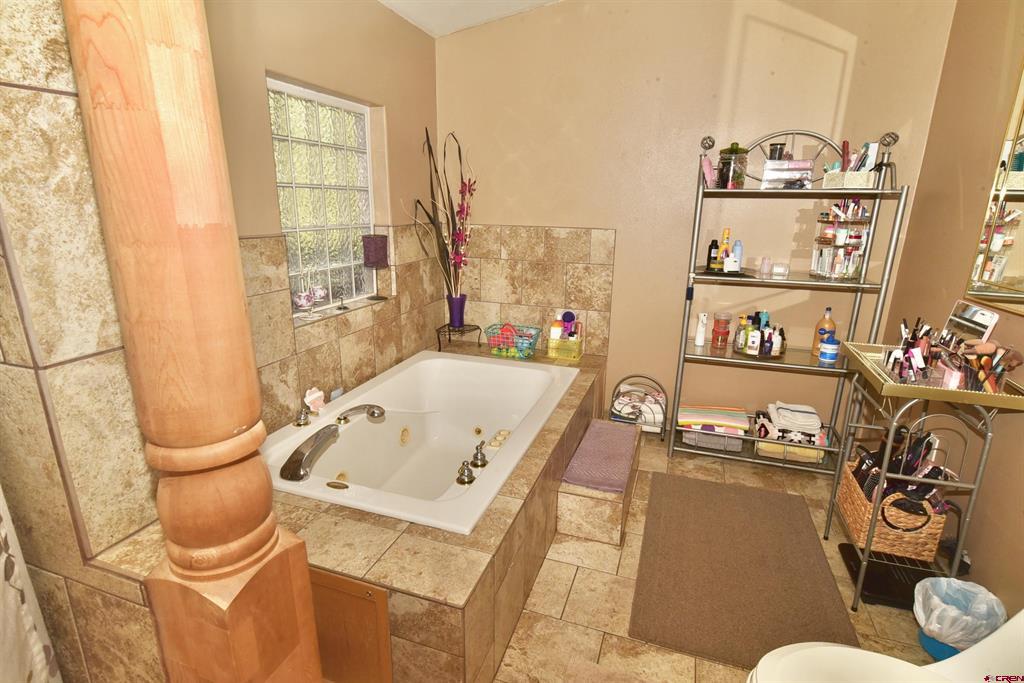 8844 6075 Road Montrose CO 81401