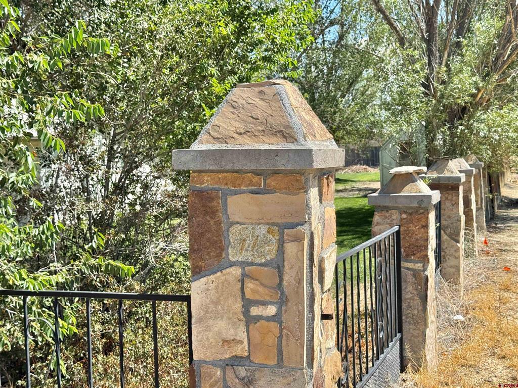 8844 6075 Road Montrose CO 81401