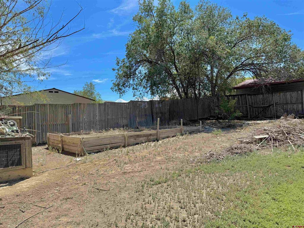 8844 6075 Road Montrose CO 81401