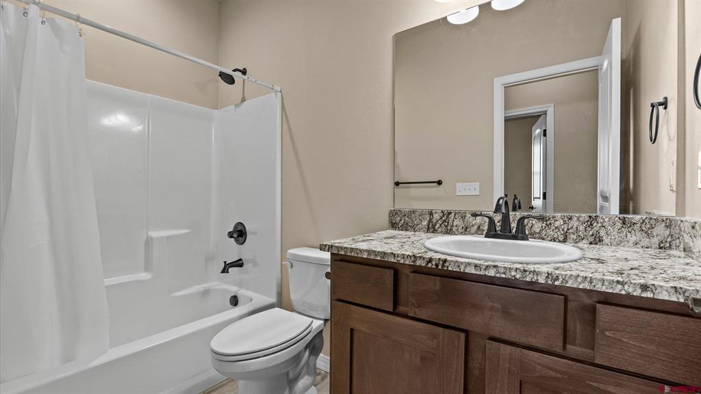 2105 Market Street Montrose CO 81401