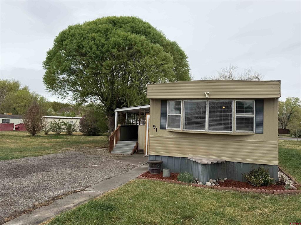 383 S Hillcrest Drive Montrose CO 81401