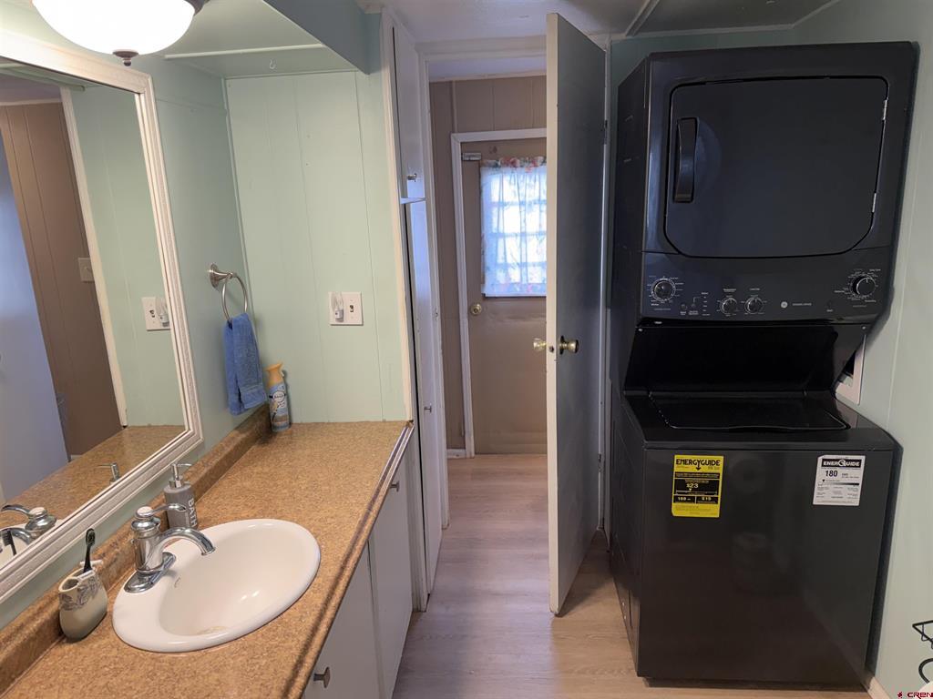 383 S Hillcrest Drive Montrose CO 81401