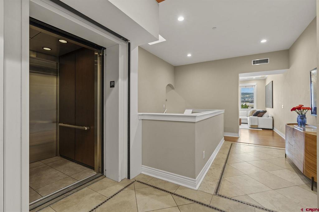 543 E 2nd Avenue Durango CO 81301