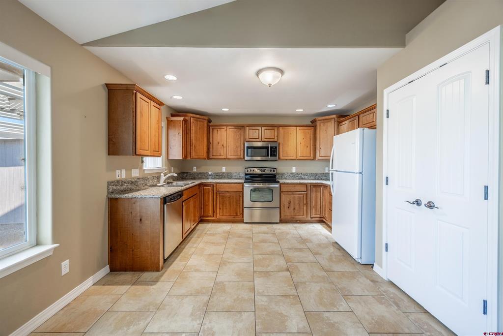 505 Alta Lakes Avenue Montrose CO 81403