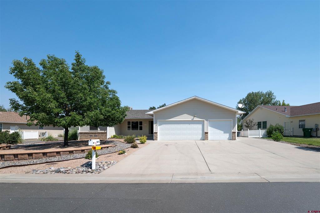 1673 Wetterhorn Street Montrose CO 81401