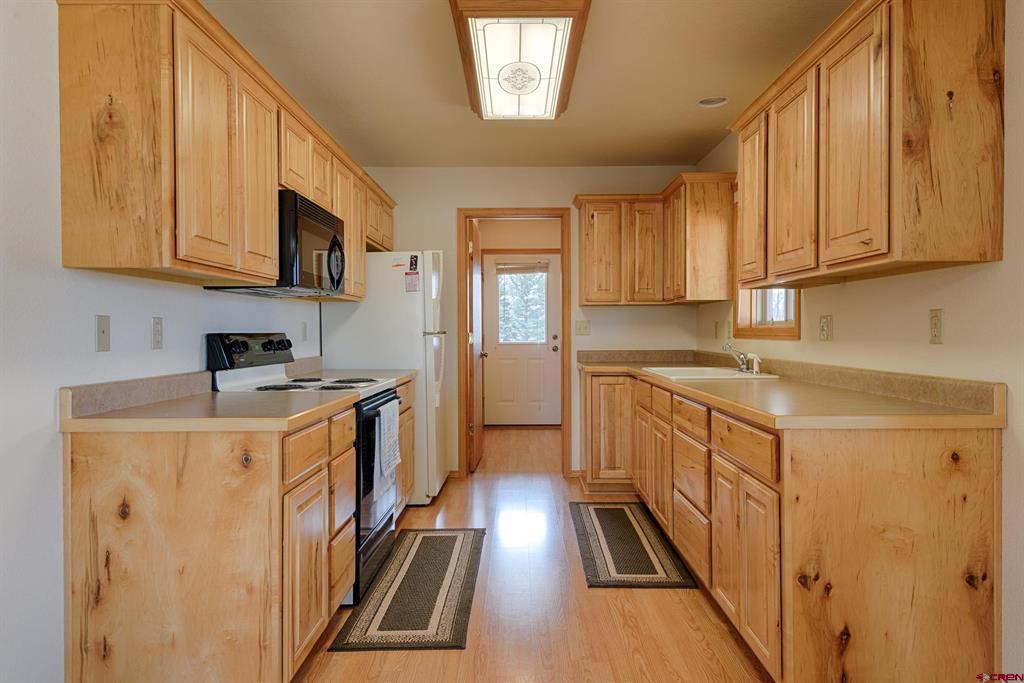9439 6097 Road Montrose CO 81401