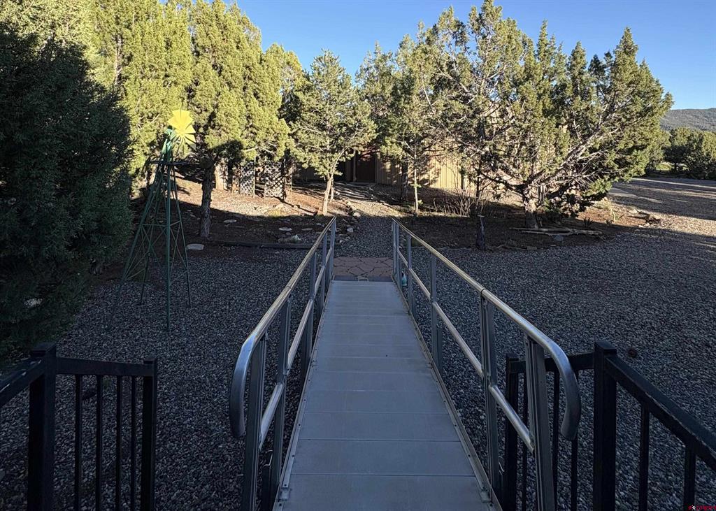 32 Easy Drive Arboles CO 81147