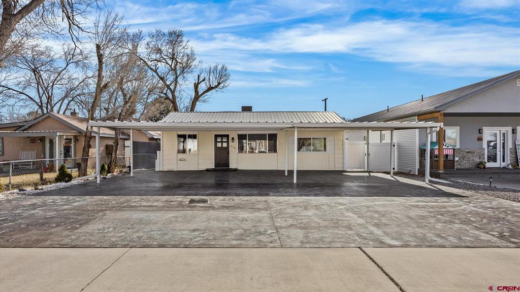 918 S 10th Street Montrose CO 81401