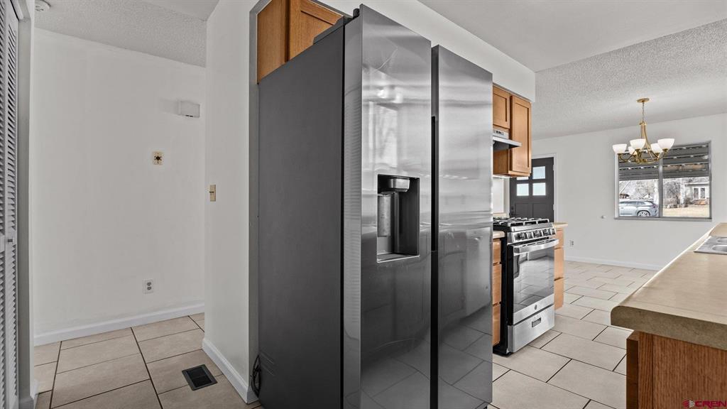 918 S 10th Street Montrose CO 81401