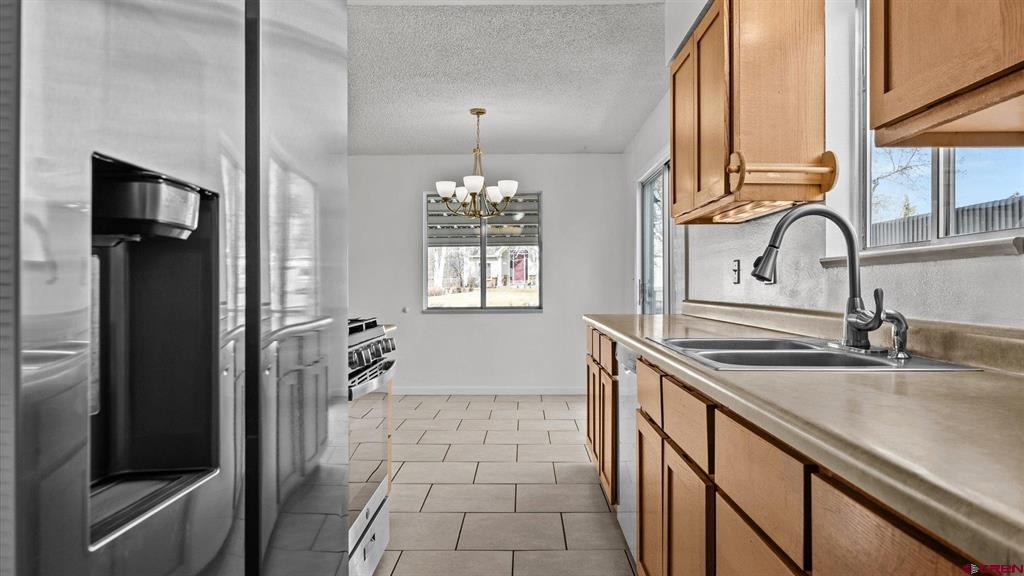 918 S 10th Street Montrose CO 81401
