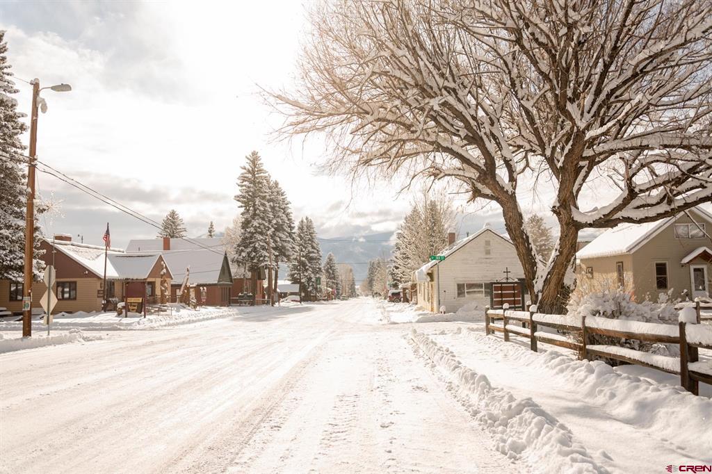 289 S Main Street Creede CO 81130