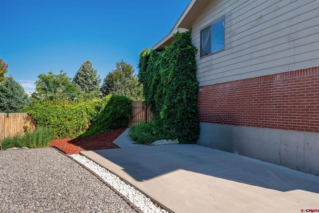 1538 Manchester Drive Montrose CO 81401