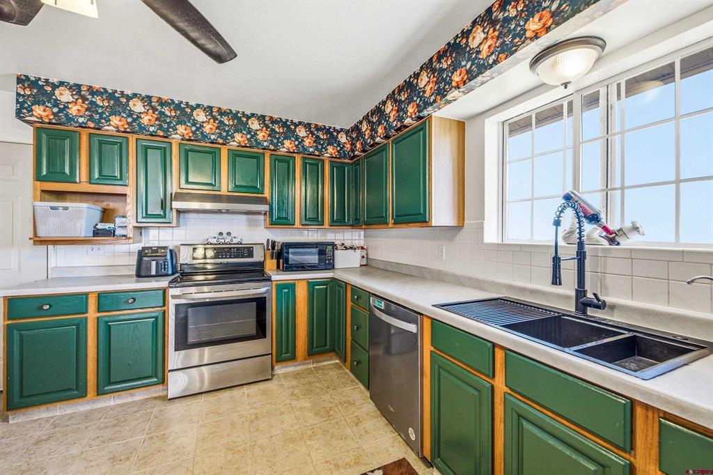 19001 Dave Wood Road Montrose CO 81403