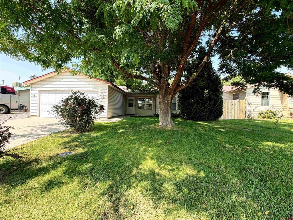 1909 Ouray Drive Montrose CO 81401