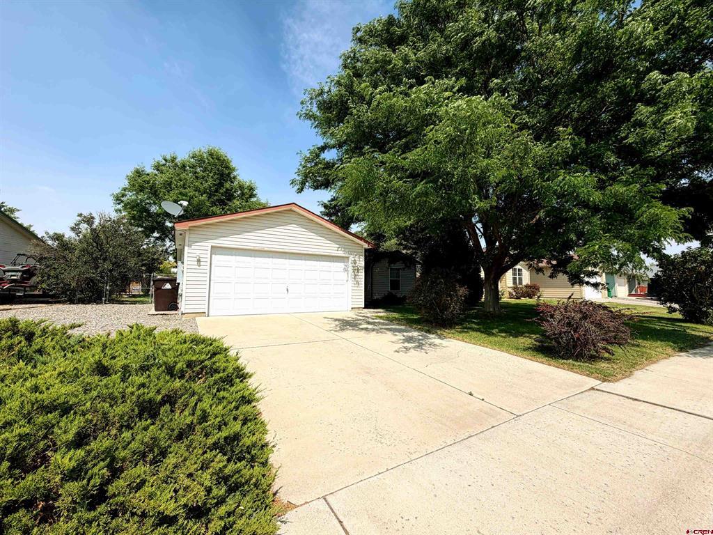 1909 Ouray Drive Montrose CO 81401