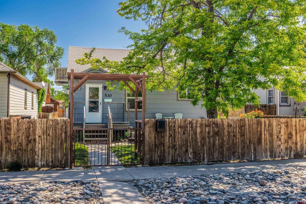 530 N Park Avenue Montrose CO 81401