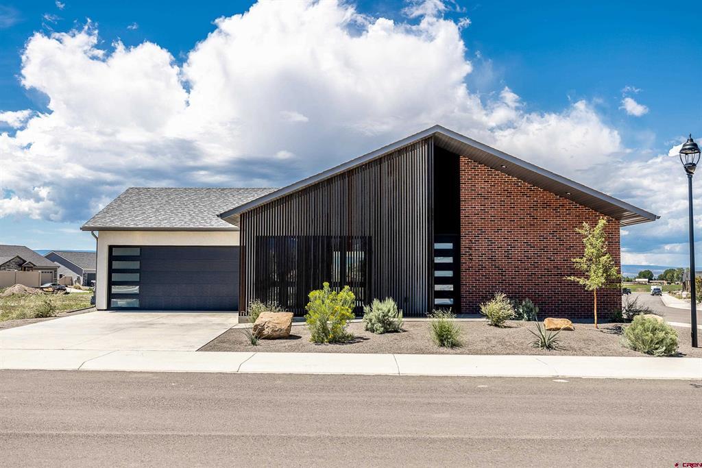 3447 Kestrel Loop Montrose CO 81401