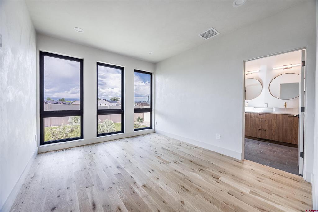 3447 Kestrel Loop Montrose CO 81401
