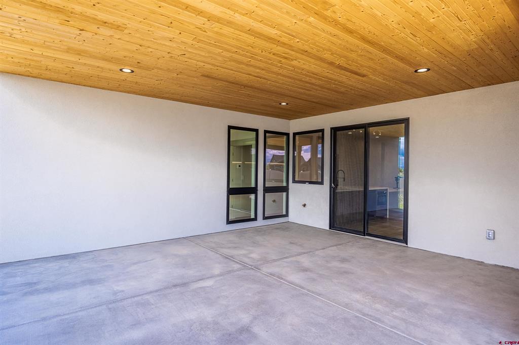 3447 Kestrel Loop Montrose CO 81401