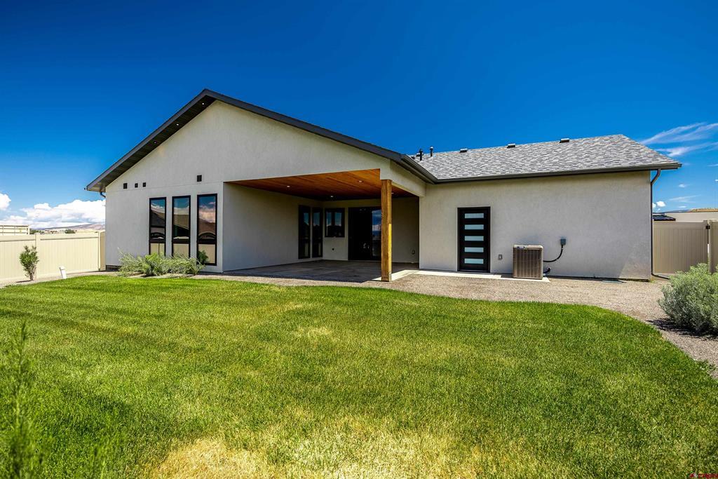 3447 Kestrel Loop Montrose CO 81401