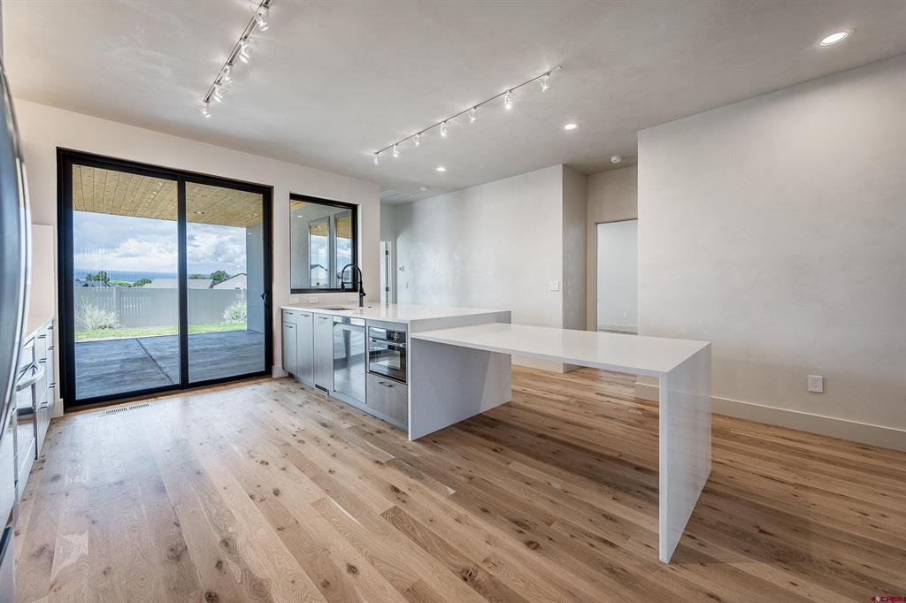 3447 Kestrel Loop Montrose CO 81401