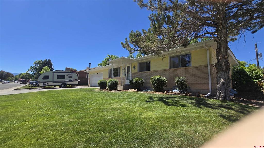 1408 Bristol Drive Montrose CO 81401