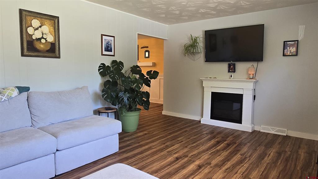 1408 Bristol Drive Montrose CO 81401